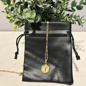 NWT 16” Oak & Ivy Gold T  Pendant Necklace